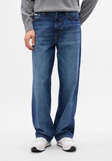 Свободные джинсы