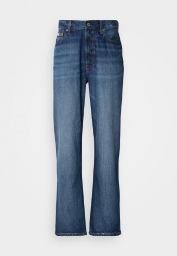 Свободные джинсы