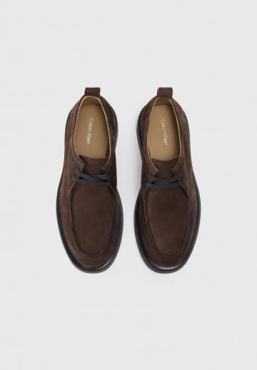 Ботинки на шнуровке