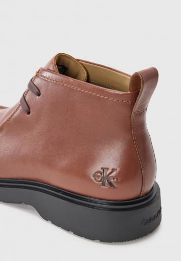 Ботинки на шнуровке