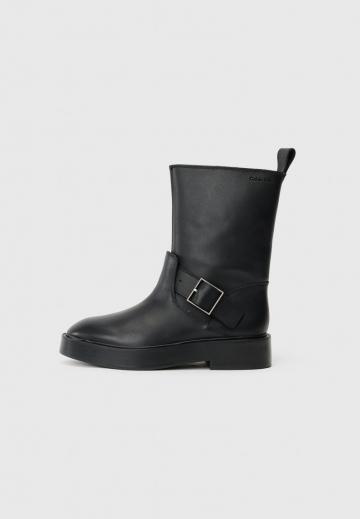 Ковбойские сапоги