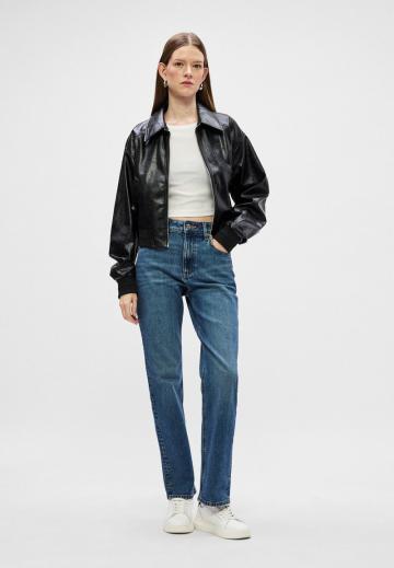 Прямые джинсы