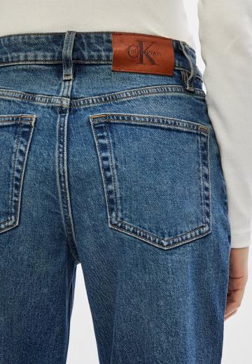 Прямые джинсы