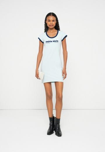 Короткое платье