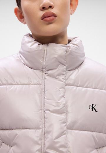 Короткая куртка