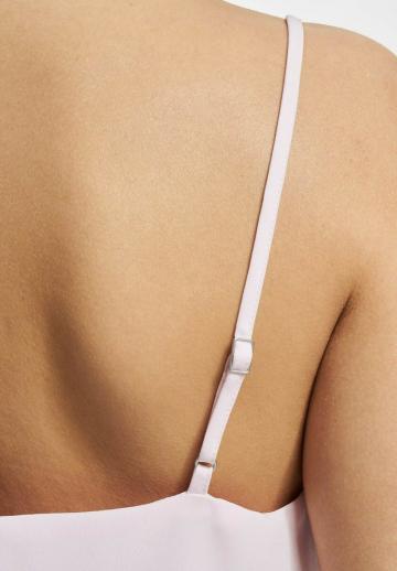 Топ на бретельках