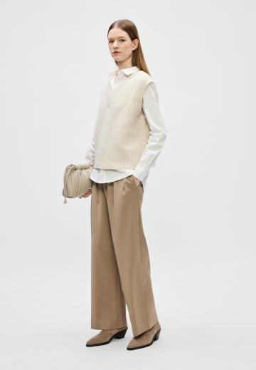 Пуловер без рукавов