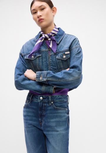 Прямые джинсы