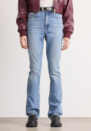 Клешеные брюки