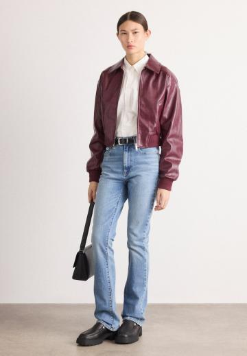 Клешеные брюки