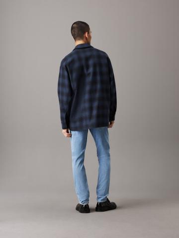 Узкие джинсы