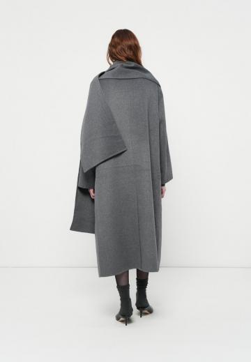 Шерстяное пальто