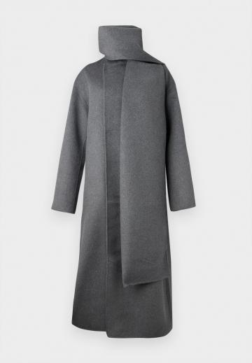 Шерстяное пальто