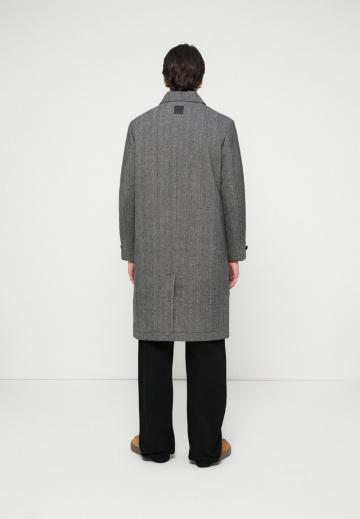 Шерстяное пальто