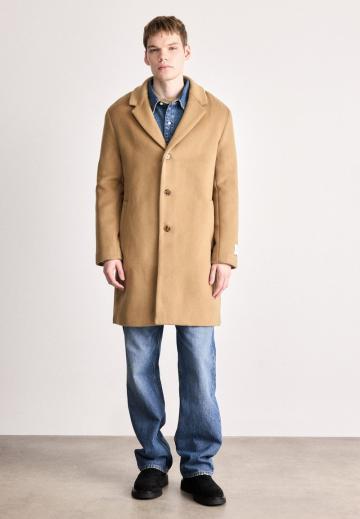 Шерстяное пальто
