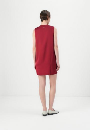 Короткое платье