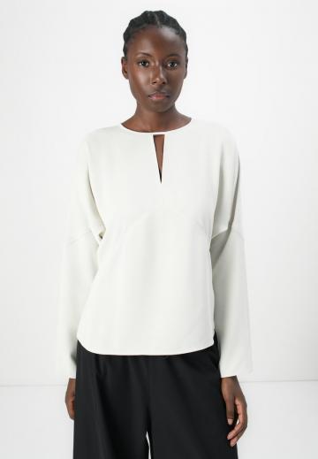 Атласная блузка