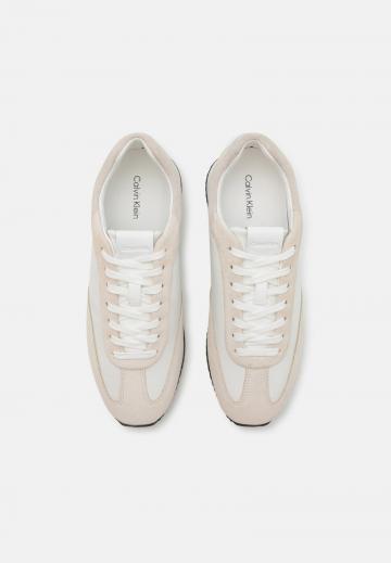 Гандбольные кроссовки