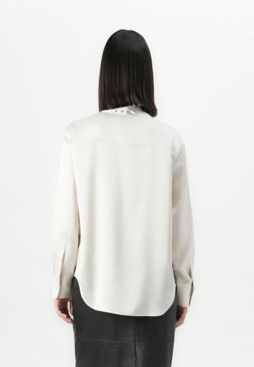 Атласная блузка