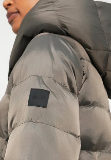 Зимняя куртка