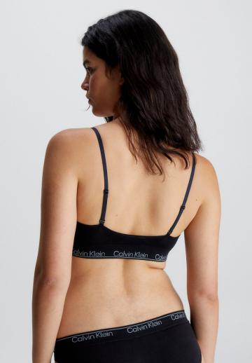 Бюстгальтер без косточек