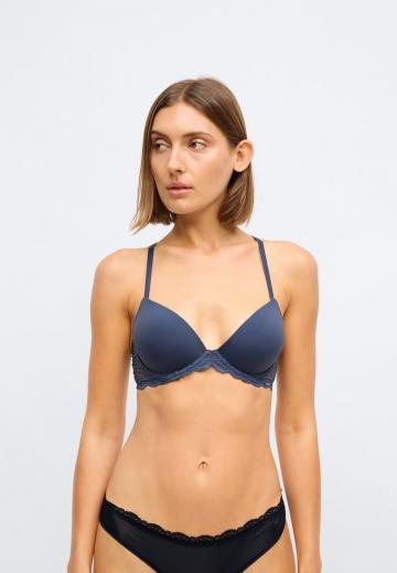 Бюстгальтер