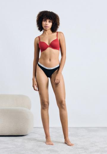 Бюстгальтер