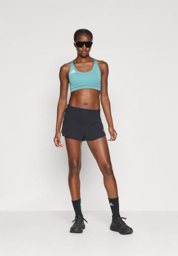 Спортивный бюстгальтер