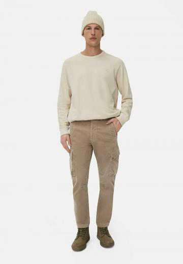 Брюки с накладными карманами