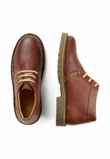 Ботинки на шнуровке