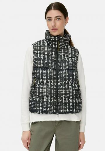Стеганый жилет