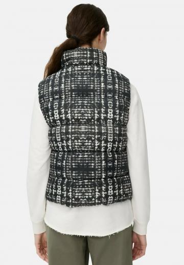 Стеганый жилет