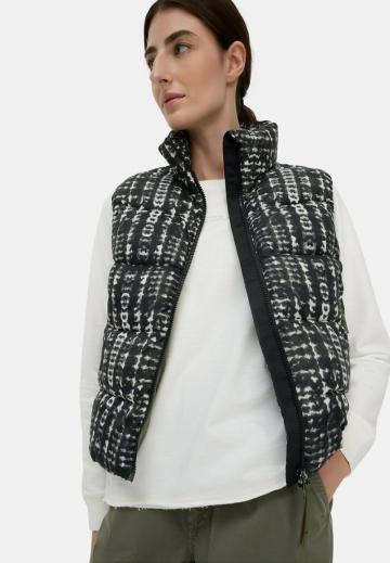 Стеганый жилет