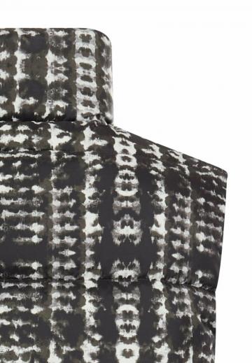 Стеганый жилет