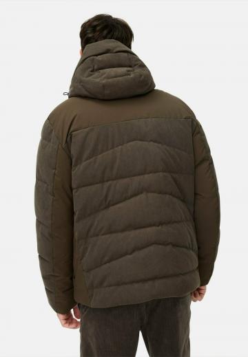 Зимняя куртка