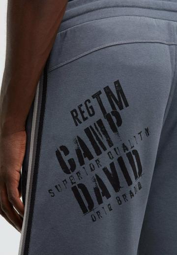 Спортивные штаны