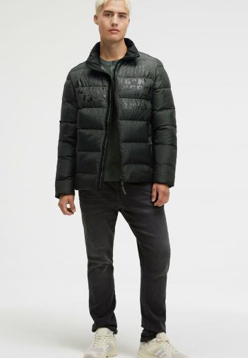 Зимняя куртка