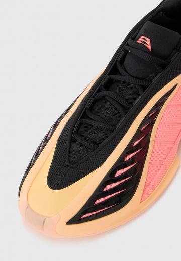 Баскетбольные кроссовки