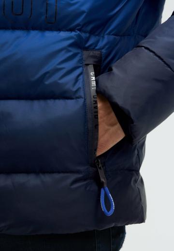 Зимняя куртка