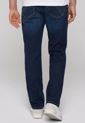 Узкие джинсы