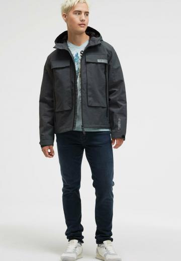 Зимняя куртка