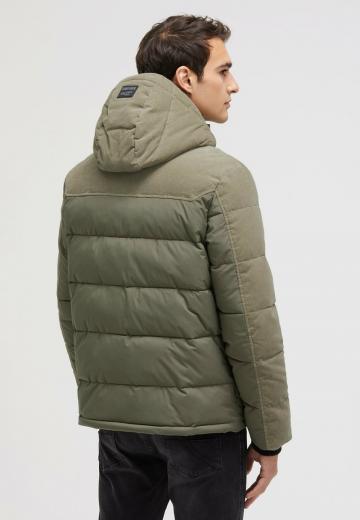 Зимняя куртка