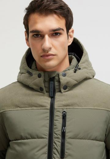 Зимняя куртка