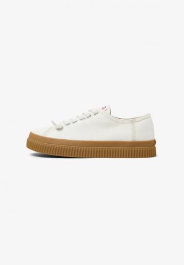 Гандбольные кроссовки