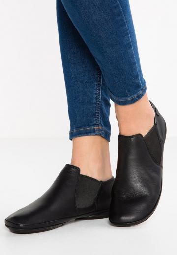 Спортивные балетки