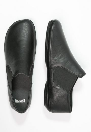 Спортивные балетки