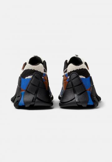 Гандбольные кроссовки