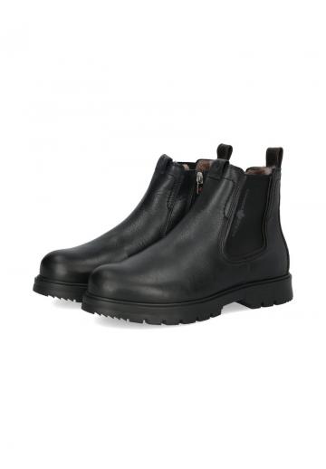 Зимние ботинки