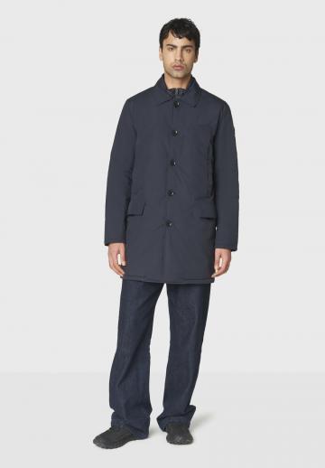 Короткое пальто