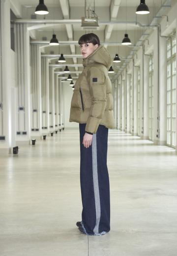 Зимняя куртка